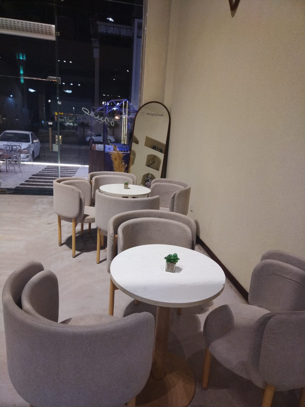 adore Cafe design 8